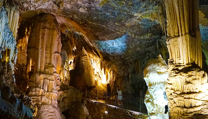 Most beautiful Postojna Cave and Predjama Castle guided tour